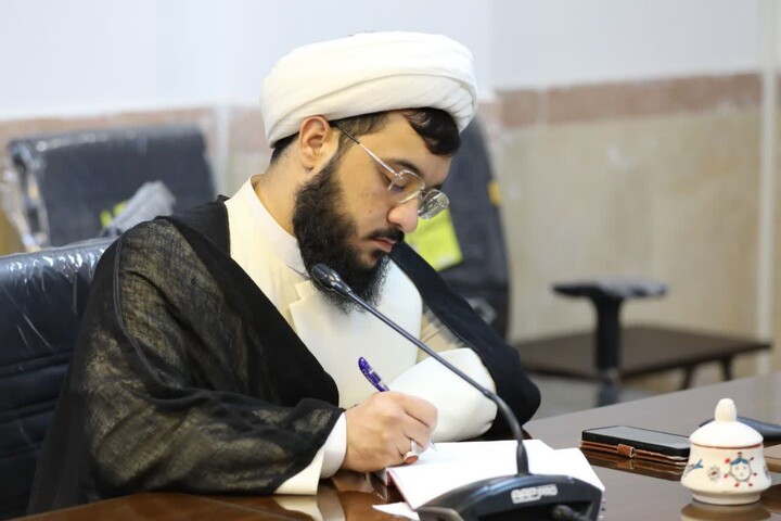 تصاویر/ دوره نقد جریان الحاد و پوچگرایی در حوزه علمیه استان یزد برگزار شد