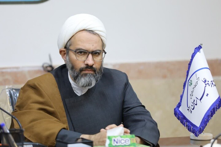 تصاویر/ دوره نقد جریان الحاد و پوچگرایی در حوزه علمیه استان یزد برگزار شد