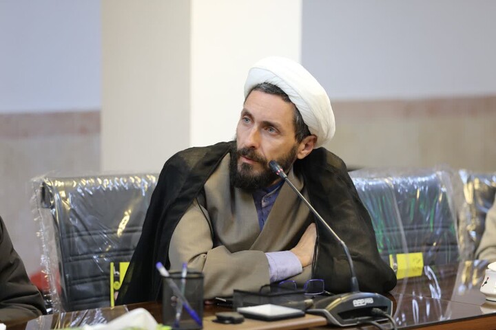 تصاویر/ دوره نقد جریان الحاد و پوچگرایی در حوزه علمیه استان یزد برگزار شد