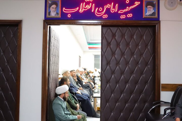 تصاویر/ نشست تبیینی ائمه جماعات اسلامشهر با آیت‌الله خاتمی