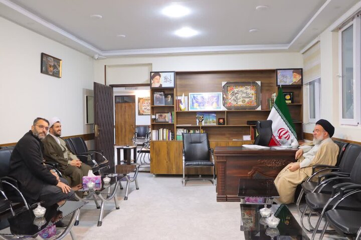 تصاویر/ نشست تبیینی ائمه جماعات اسلامشهر با آیت‌الله خاتمی