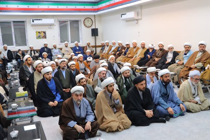 تصاویر/ نشست تبیینی ائمه جماعات اسلامشهر با آیت‌الله خاتمی