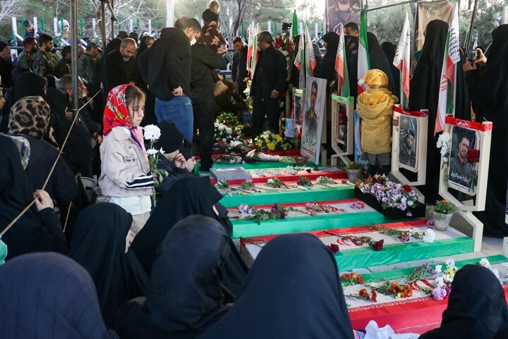 تصاویر / مراسم «مهمانی لاله‌ها» در اصفهان