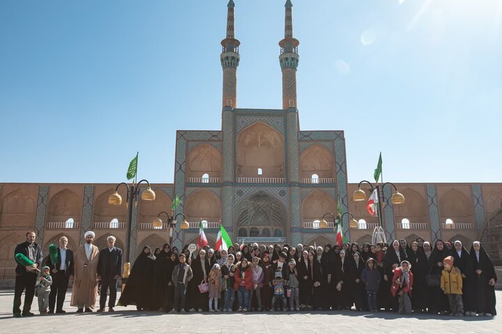 تصاویر/ طرح بوم گردی انقلاب در یزد
