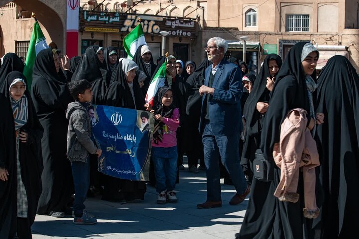 تصاویر/ طرح بوم گردی انقلاب در یزد