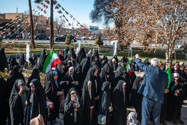 تصاویر/ طرح بوم گردی انقلاب در یزد