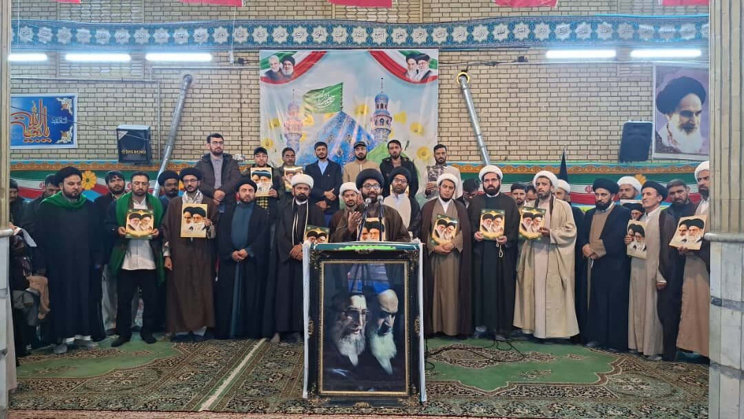 قم؛ پاکستانی طلبہ تنظیموں کی رہبرِ معظم کی حمایت میں پریس کانفرنس: عالمی استکبار جان لے! ڈرانے دھمکانے کا دور ختم ہو چکا