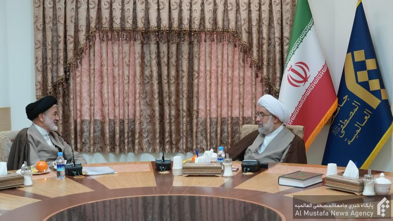 دیدار مشاور رئیس جمهور در امور روحانیت با رئیس جامعةالمصطفی