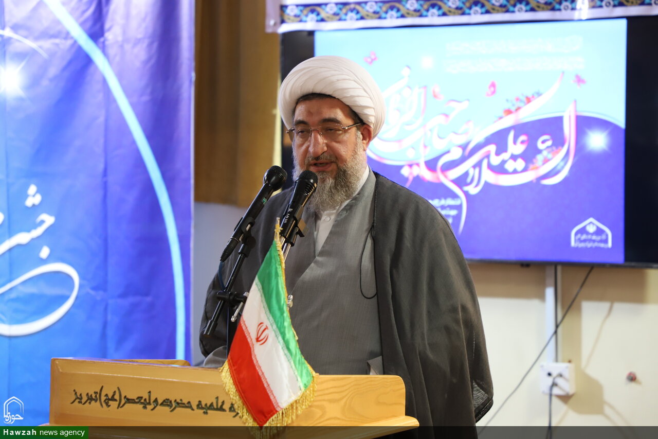 حوزه‌های علمیه آذربایجان مایه امید هستند