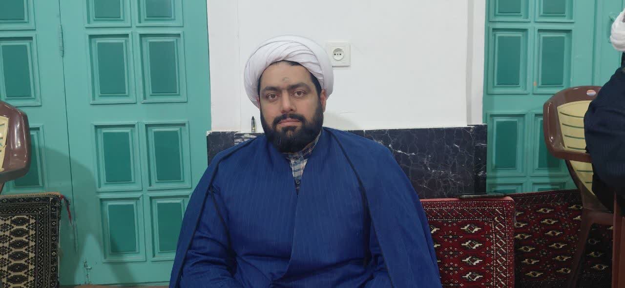 امام خمینی(ره) اسلام را به‌عنوان یک نظام کامل اجتماعی و سیاسی معرفی کرد