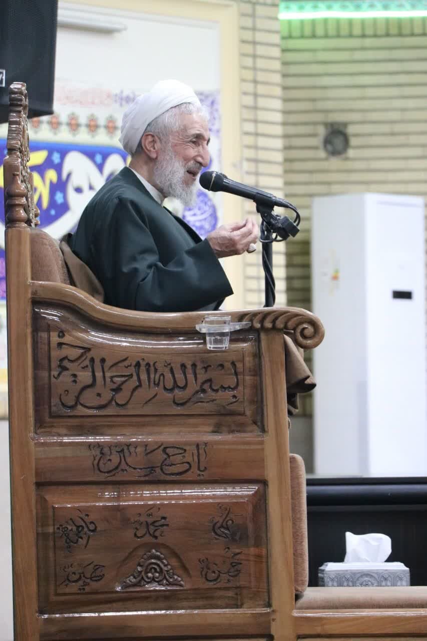 سنت الهی وجود حجت خدا تعطیلبردار نیست+تصاویر