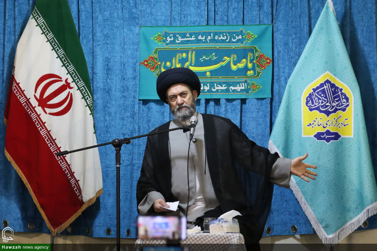 ویژگیهای بی بدیل رهبری شیعه در هیچ گروه و جریانی نیست