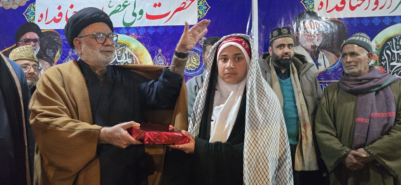 सुप्रीम लीडर के पक्के इरादे के आगे अमेरिकी और ज़ायोनी साज़िशें रेत की दीवार साबित हुईंः आगा सय्यद हसन