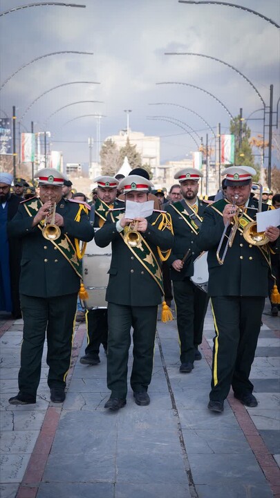 آیین میهمانی لاله‌ها، گلباران و عطرافشانی مزار شهدا امام زاده محمد کرج
