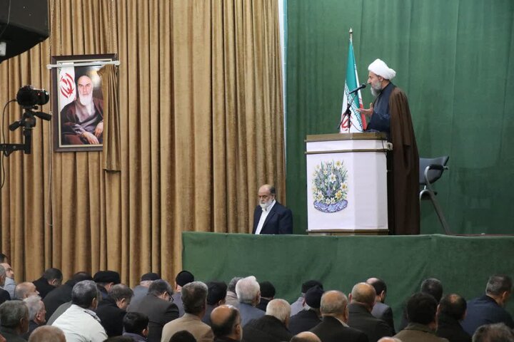 تصاویر/ نماز عبادی سیاسی جمعه در قرچک