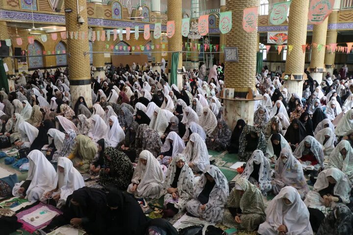 تصاویر/ نماز عبادی سیاسی جمعه در قرچک