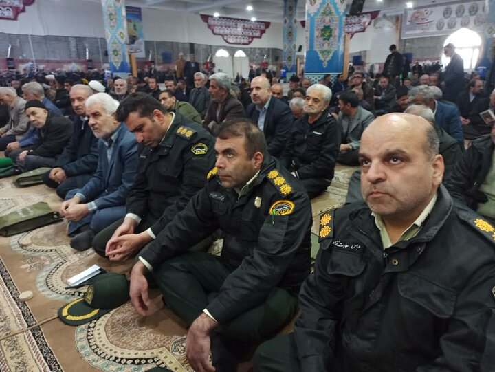 تصاویر/ نمازعبادی سیاسی جمعه کاشان