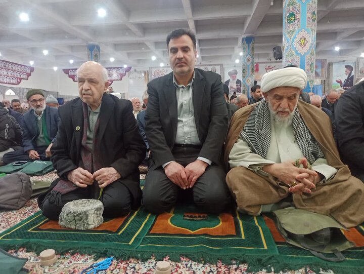 تصاویر/ نمازعبادی سیاسی جمعه کاشان