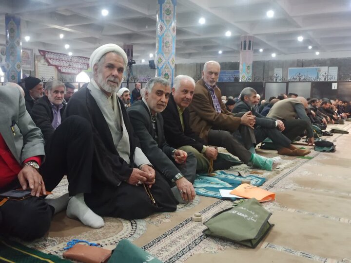 تصاویر/ نمازعبادی سیاسی جمعه کاشان