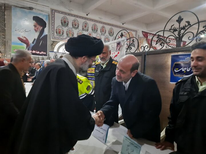 تصاویر/ نمازعبادی سیاسی جمعه کاشان