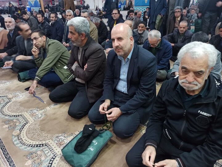 تصاویر/ نمازعبادی سیاسی جمعه کاشان