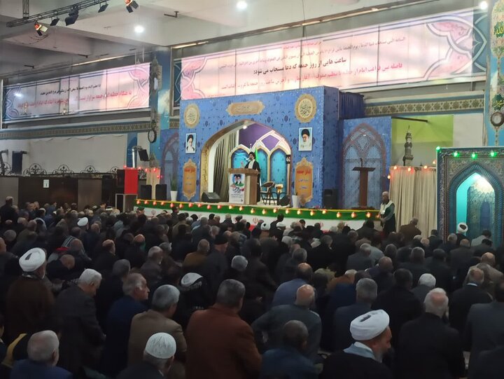 تصاویر/ نمازعبادی سیاسی جمعه کاشان