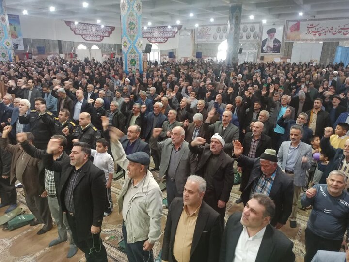 تصاویر/ نمازعبادی سیاسی جمعه کاشان