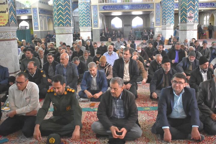 تصاویر/ برگزاری نماز جمعه شهرستان بهاباد