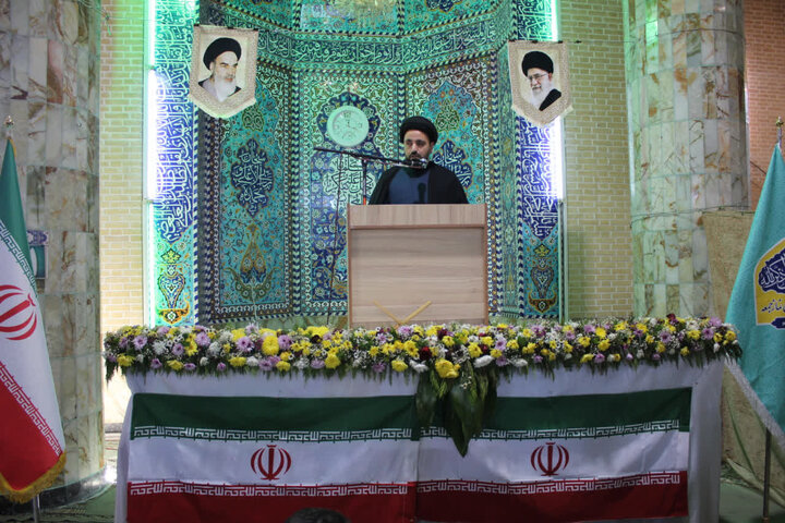 تصاویر/ برگزاری نماز جمعه شهرستان خاتم