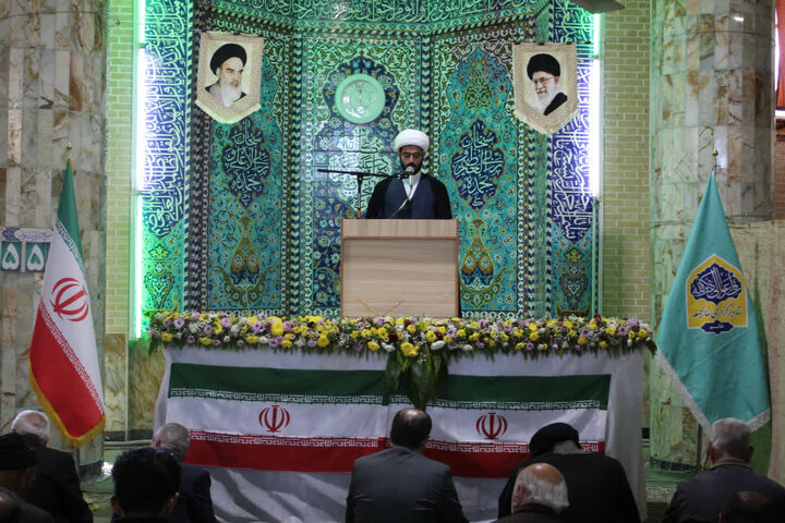 تصاویر/ برگزاری نماز جمعه شهرستان خاتم