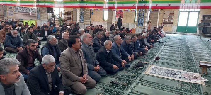 تصاویر/ اقامه نمازجمعه شهر راین