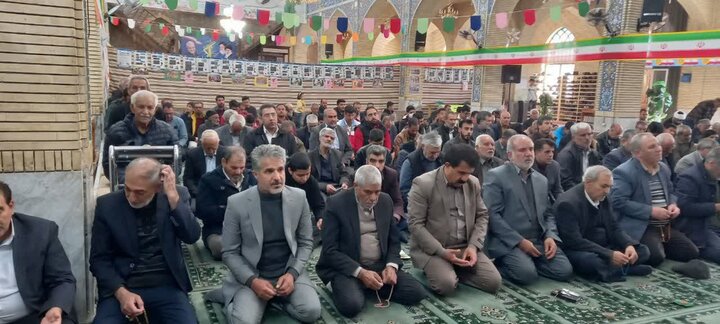 تصاویر/ اقامه نمازجمعه شهر راین