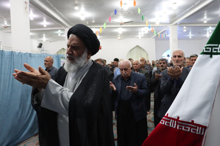 نماز جمعه و میز خدمت ادارات در بخش سردشت دزفول