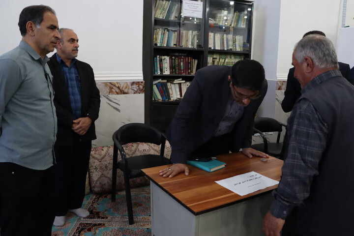 نماز جمعه و میز خدمت ادارات در بخش سردشت دزفول