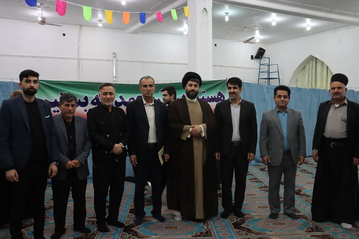 نماز جمعه و میز خدمت ادارات در بخش سردشت دزفول