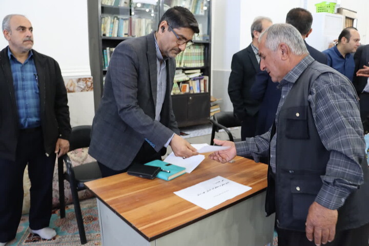 نماز جمعه و میز خدمت ادارات در بخش سردشت دزفول