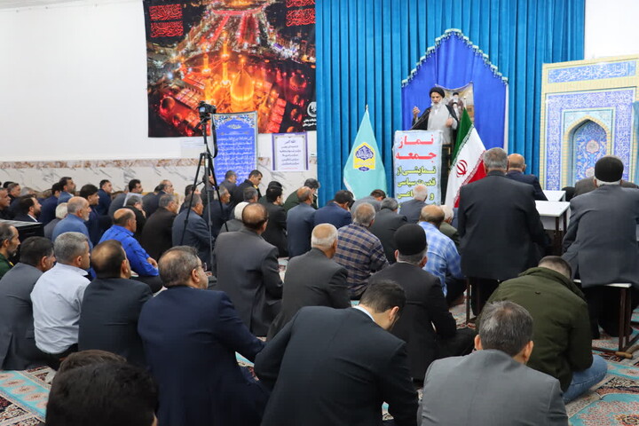 نماز جمعه و میز خدمت ادارات در بخش سردشت دزفول