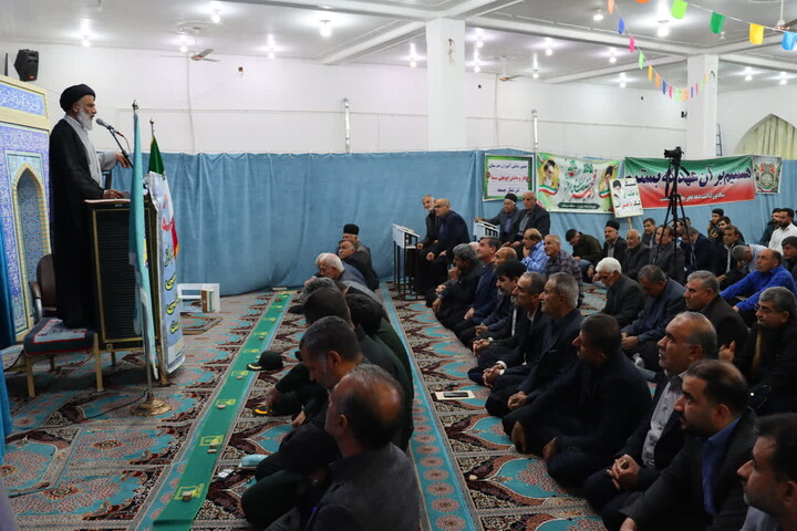 نماز جمعه و میز خدمت ادارات در بخش سردشت دزفول