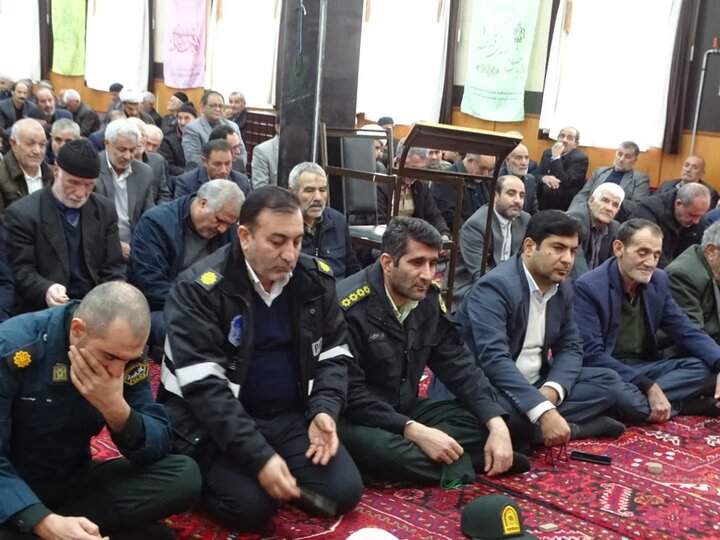 تصاویر/ آیین عبادی سیاسی نماز جمعه چهاربرج