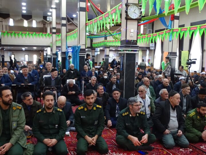 تصاویر/ آیین عبادی سیاسی نماز جمعه چهاربرج