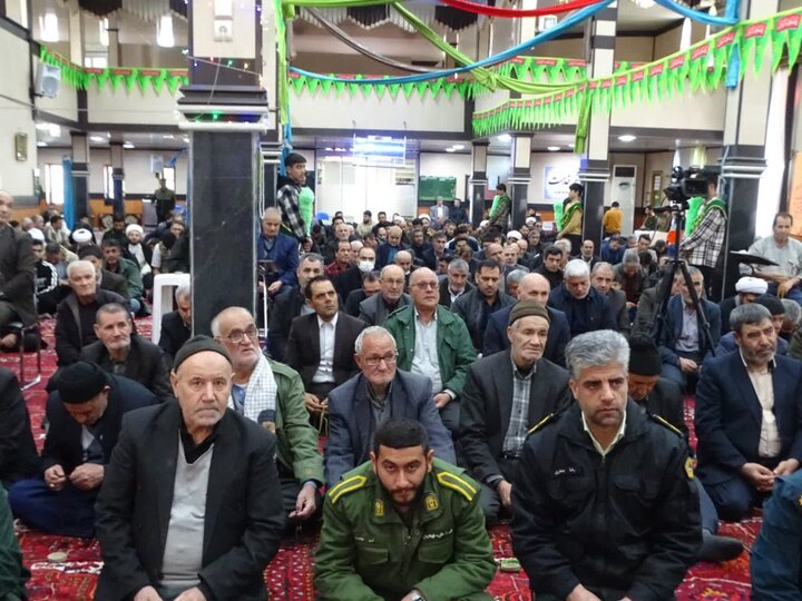 تصاویر/ آیین عبادی سیاسی نماز جمعه چهاربرج