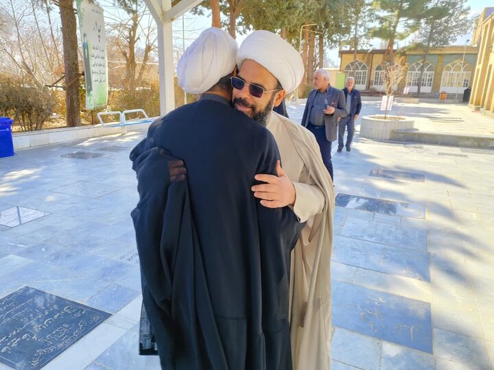 تصاویر/ نماز عبادی سیاسی جمعه قمصر