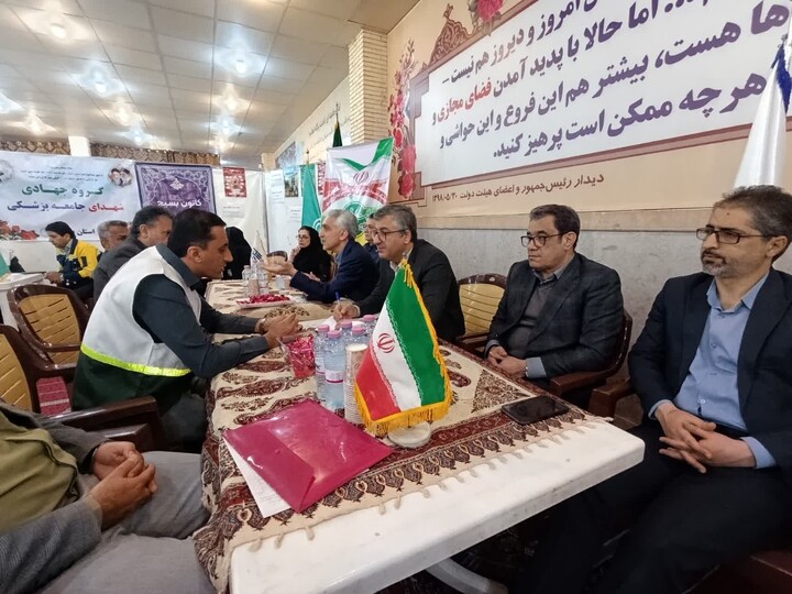 تصاویر/ میز خدمت دستگاه‌های اجرایی بوشهر