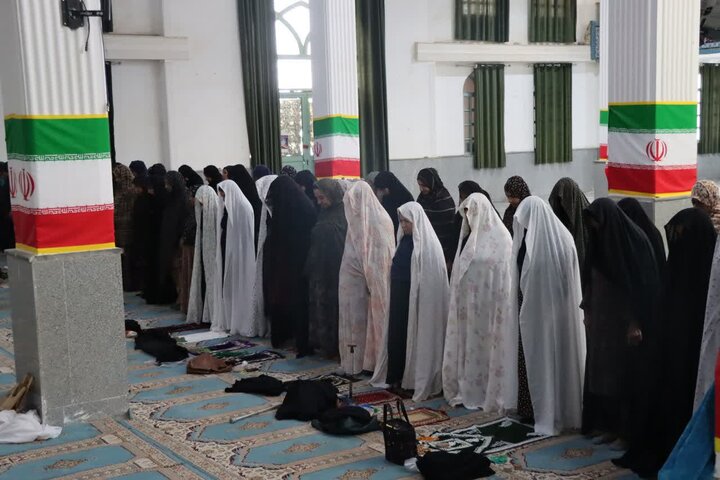 تصاویر/ اقامه نمازجمعه شهر قلعه‌گنج