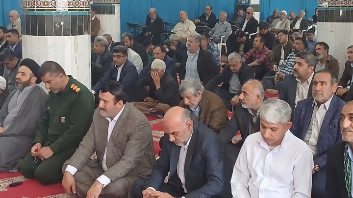 نماز جمعه دیلم به روایت تصویر