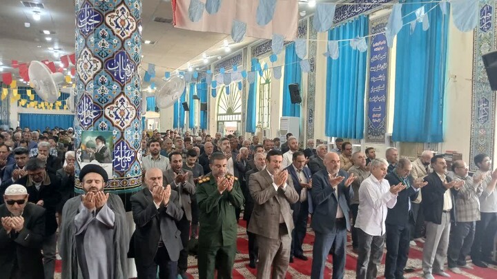 نماز جمعه دیلم به روایت تصویر