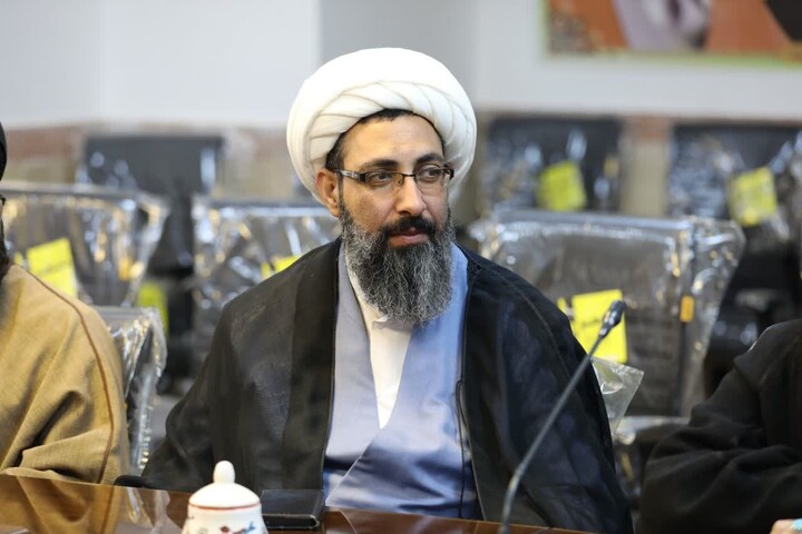 تصاویر/ آغاز روز دوم دوره نقد جریان الحاد و پوچگرایی با حضور مدیر حوزه علمیه استان یزد