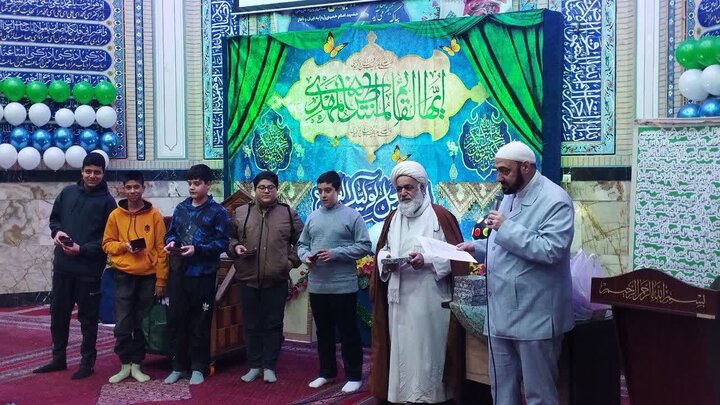 تصاویر/ نشست تبیین دستاوردهای انقلاب اسلامی در مسجد حضرت ولیعصر(عج)