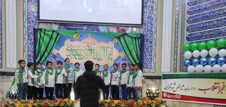 تصاویر/ نشست تبیین دستاوردهای انقلاب اسلامی در مسجد حضرت ولیعصر(عج)