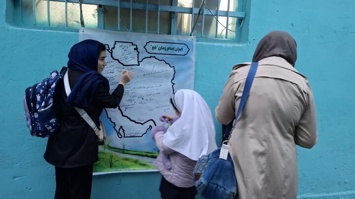 تصاویر/ پویش جمعه های امام زمانی در مسجد ولیعصر(عج)